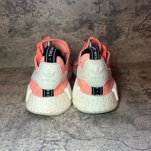 Adidas NMD R1 Sneakers BY3034 Womens sz 8 - peach - Picture 4 of 6